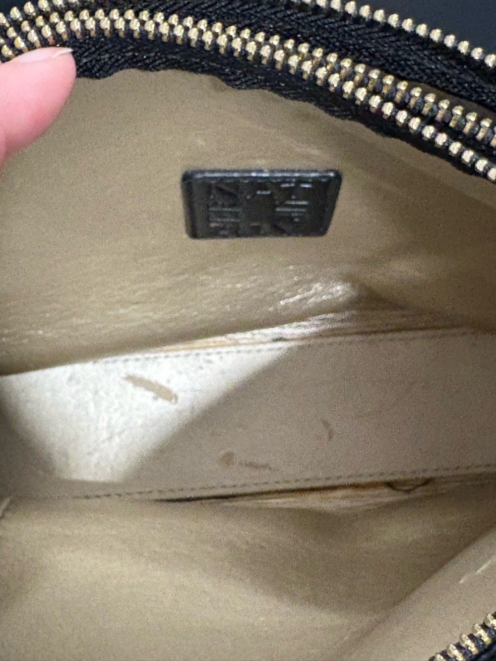 Naturalizer Westside Black Crossbody Bag Triple Zip Gold Hardware - Picture 11 of 12